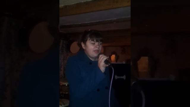11 YR OLD HOLLY TAYLOR смотреть онлайн