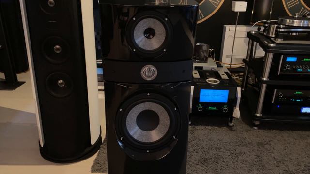McIntosh MC125KW FOCAL Scala UTOPIA Evo Holly Cole Hum Drum Blues 4Kᵁᴴᴰ смотреть онлайн