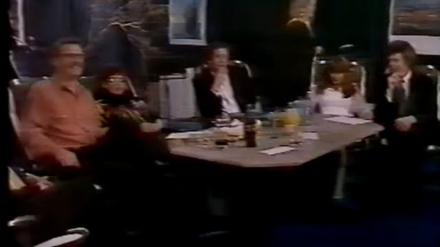 Carola falls off her chair at Eurovision 1992 смотреть онлайн