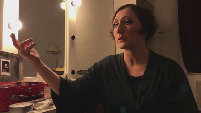 Longtime Couple Thrives at the Cabaret смотреть онлайн