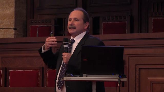 Prečo Nie Je Dobré Stotožňovať Evolúciu S Darwinom - Prof. Vladimír Kováč