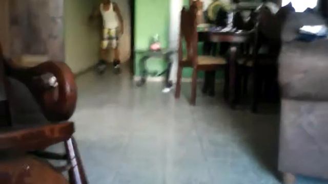 Patinando con Emanuel Matos Reynoso смотреть онлайн