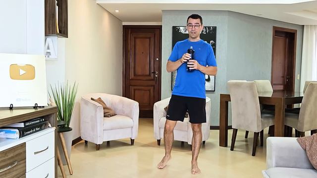 🚶♂️CAMINHADA EM CASA PARA EMAGRECER | Aula de Ginástica FÁCIL para Iniciantes | Aurélio Alfieri смотреть онлайн