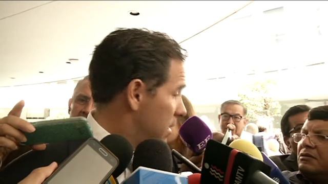 Entrevista a Pablo Escudero Morales, presidente de la Mesa Directiva del Senado de la República смотреть онлайн