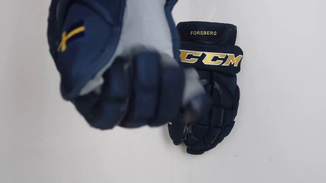 Check Out These Custom Filip Forsberg Team Sweden Gloves!