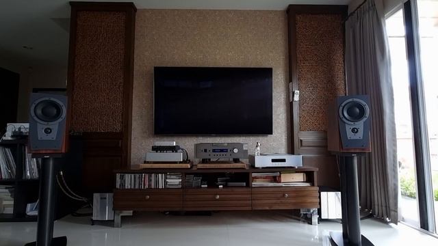 Denafrips IRIS DDC Reclocker x Denafrips Pontus II x BAT VK50SE x Dynaudio Contour S1.4 смотреть онлайн