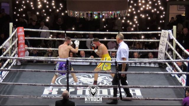 NATHANIEL COLLINS VS JAMES BEECH JR | BRITISH & COMMONWEALTH TITLES смотреть онлайн