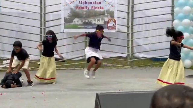 ollullere dance Neha,Joanna,Adam,Andrew,Johns,Joshua for Palli Perunnal,2022 смотреть онлайн