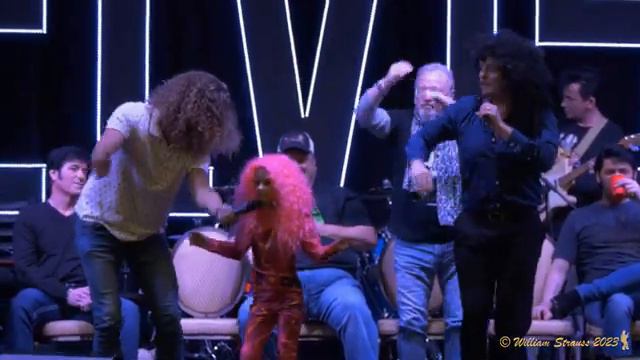 Pat Dunn And Ben Thompson With Special Guest Penelope - "Rock Medley" смотреть онлайн