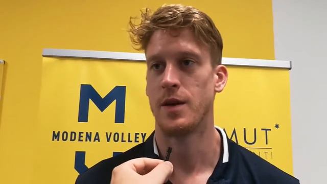 Maxwell Holt Siamo pronti per la Supercoppa Bruno Tutti vorrebbero giocare con lui смотреть онлайн