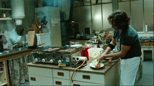 SOUL KITCHEN - Clip 1 смотреть онлайн