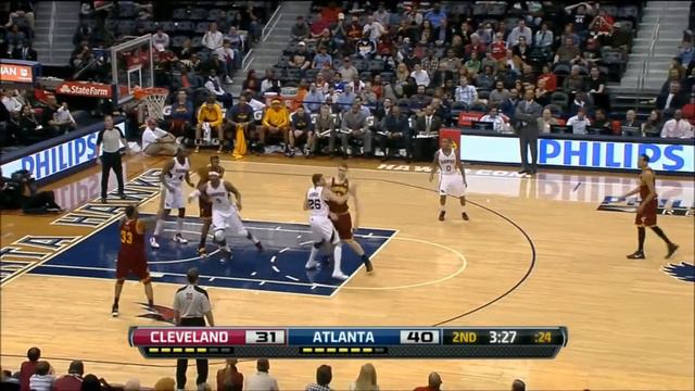 Tyler Zeller vs Hawks (4-1-2013) смотреть онлайн