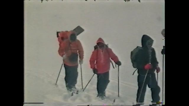 Familjen Gustafsson Tärnaby Hamnar I Snöstorm.