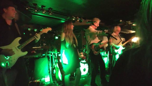 John Illsley With The Band  - So Far Away / Expresso Love - Berlin 2019 - 09 - 27