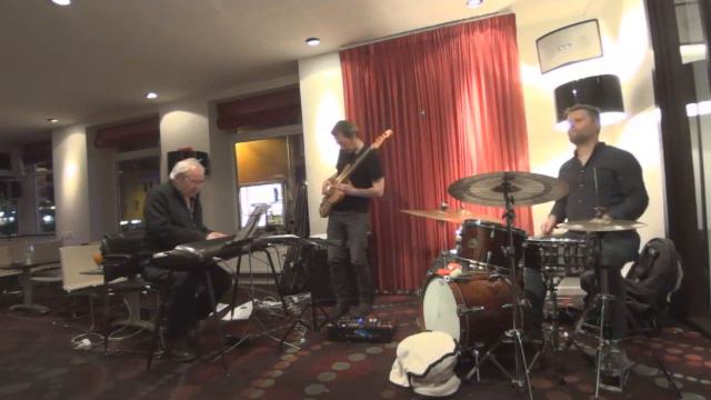 " country" by Keith Jarrett смотреть онлайн