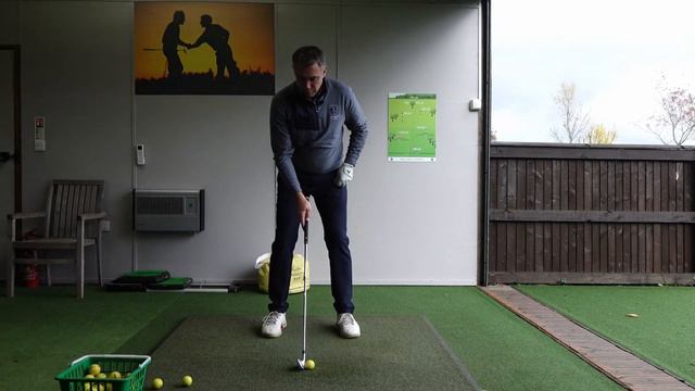 How to Stop Topping the Golf Ball - Such a Simple Fix смотреть онлайн