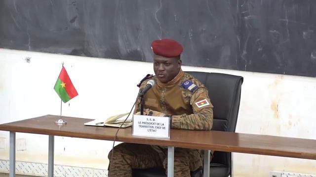 Cpt Ibrahim Traoré, nouveau Sankara une idole déjà au sein de la jeunesse burkinabè смотреть онлайн