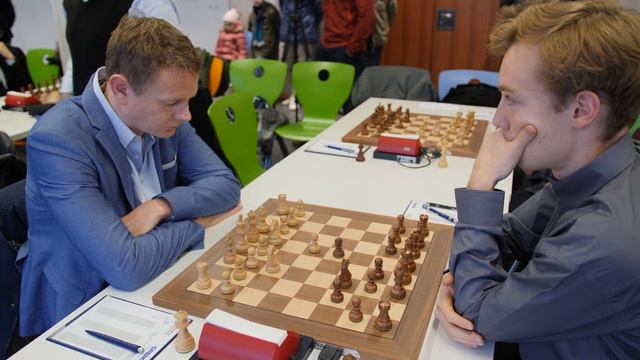 Jan Gustafsson | First Chess Opening Moves смотреть онлайн
