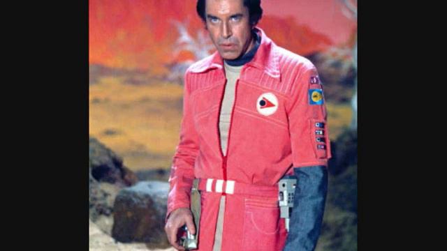 Martin Landau As Commander John Koenig In Space 1999