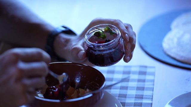 Refugio de entrenamiento en altura con Carlos Verona - Naturland смотреть онлайн