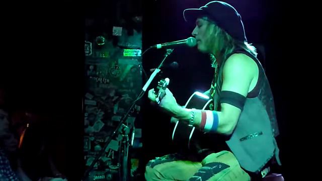 Ryan Roxie 'I'm Eighteen' 13.6.14 cover смотреть онлайн