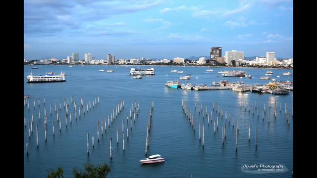 Casablanca By Bertie Higgins