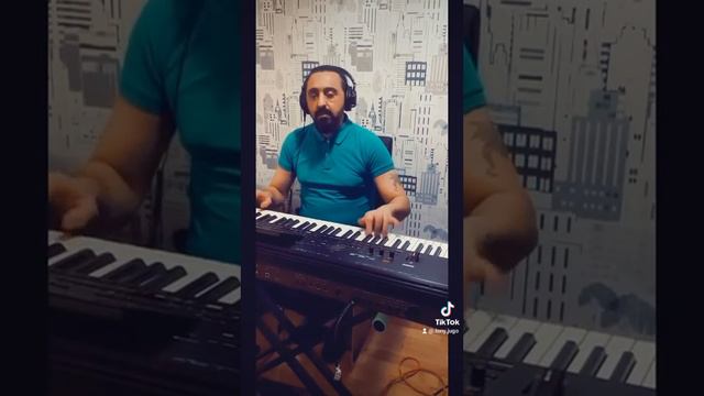 Mile Kitic - Cover смотреть онлайн
