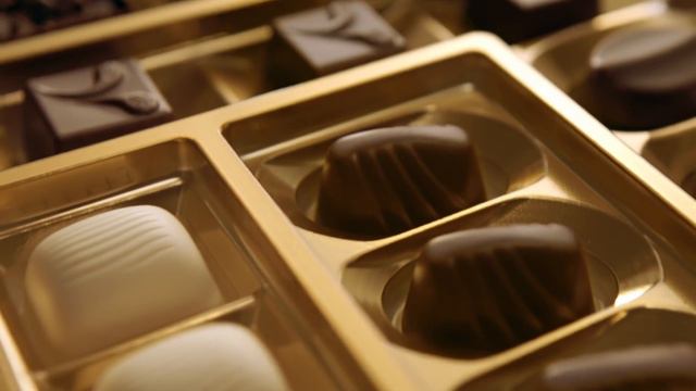 Ferrero Golden Gallery Signature - Biancoretti (06)