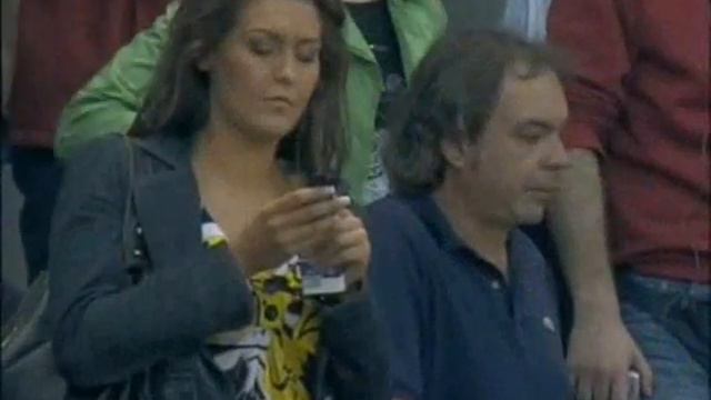 Nees omorfes kai AEL смотреть онлайн