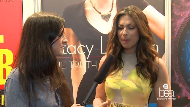BEA 2012 - Stacy London Interview смотреть онлайн