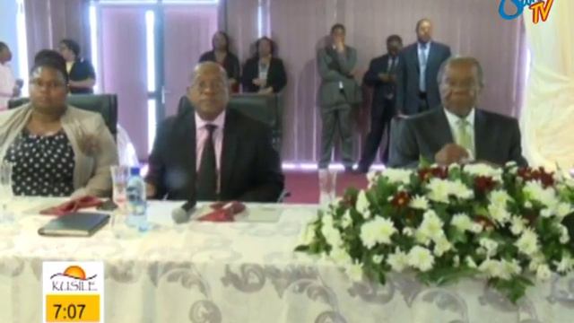 The Prime Minister’s office staff has been promised a cow смотреть онлайн