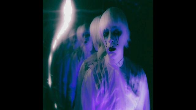 Drab Majesty - Vanity смотреть онлайн