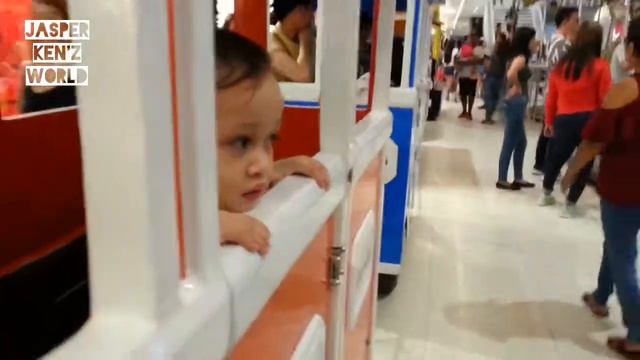 Choo choo Train Ride смотреть онлайн