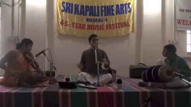 Maname Unakku in ragam Varamu - Akshay Anand (Chintu) accompanying Chi. Anirudh Venkatesh смотреть онлайн