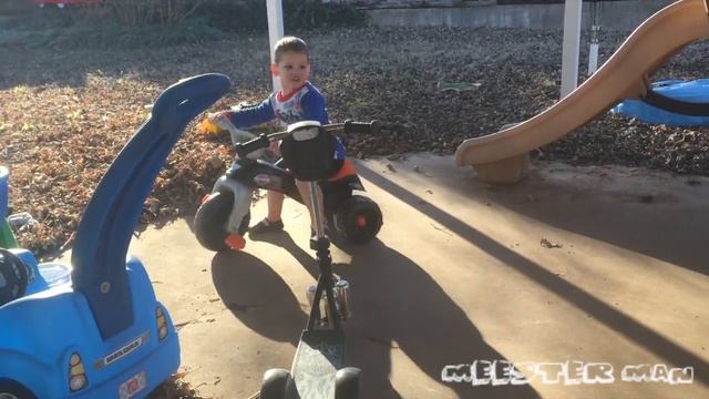 Super Slide and Harley Davidson Madness! смотреть онлайн