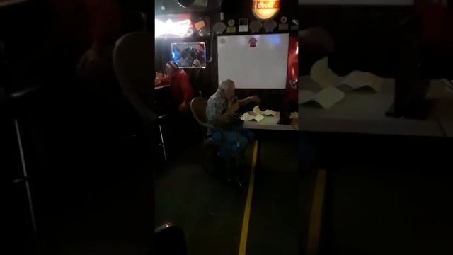 Robert Hartman karaoke "Shooting Star" смотреть онлайн