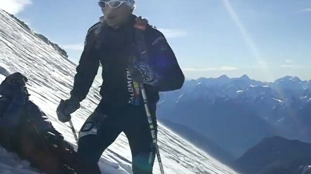 Andrzej Bargiel at 5200 at Elbrus when fixing his FKT смотреть онлайн