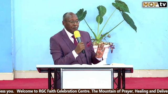 KUPIGANA VITA SABA ZA HATMA YA MTU || LIVE SERVICE || BISHOP MOSES MBUGUA смотреть онлайн