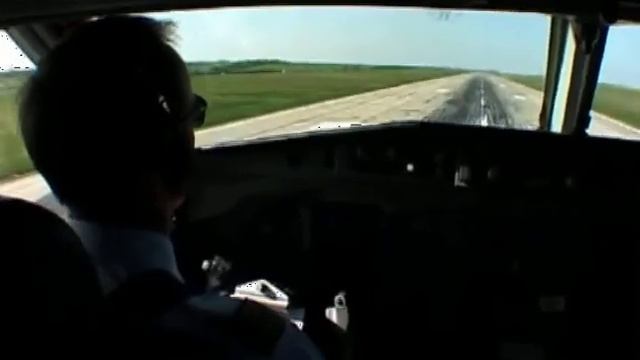 Austrian Arrows - Landing in Simferopol смотреть онлайн