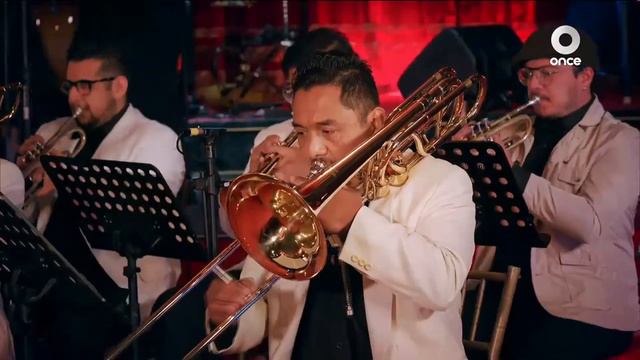 Mack The Knife - La Orquesta de Elías Ochoa - Noche, Boleros y Son смотреть онлайн