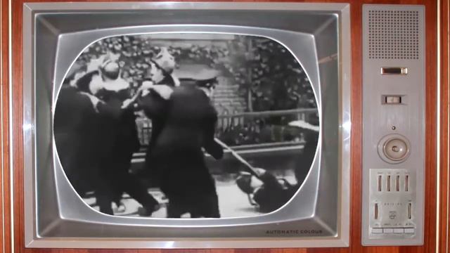 Silent Movies For Kids - Fire Fighting (Harold Lloyd)