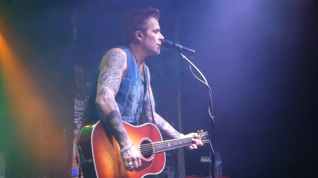 Mike Tramp - Tell Me - Waterloo Music Bar 2019 смотреть онлайн