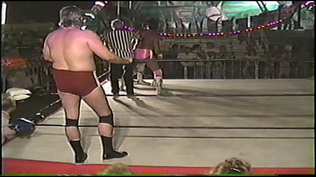 Chief Jay Eagle & Rock Parsons vs Jimmy Valiant & Chris Hamrick смотреть онлайн