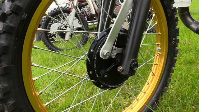 Classic Dirt Bike TV " Adrian Lappin 380 CZ Twinshocker" смотреть онлайн