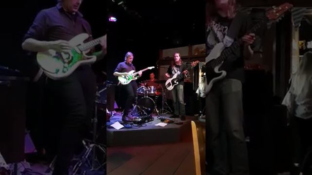 Basic, Halofuse @ Pub Juoma