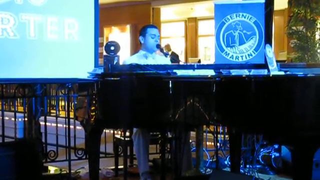 Bernie Martini Sings 