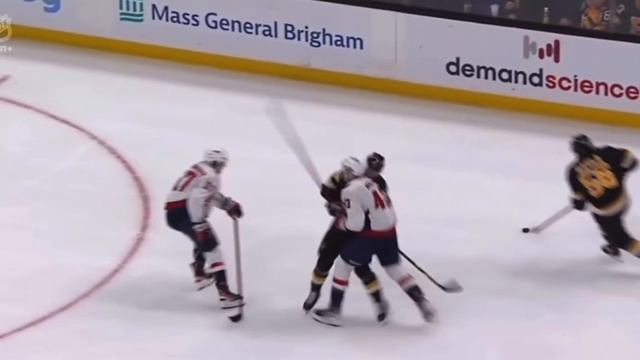 Tom Wilson hit on Anton Blidh - perfect open-ice check смотреть онлайн