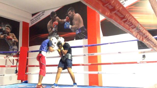 - Sparring Round 4