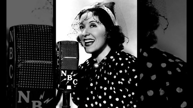 Gracie Allen sings "Now that Summer is Gone" (Dec 2, 1936) смотреть онлайн