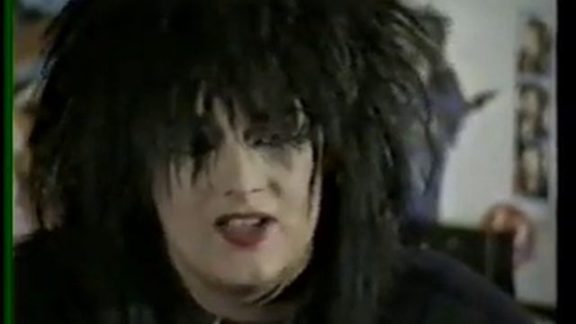 Boy George, Roy Hay & Jon Moss talk about "The War Song" смотреть онлайн